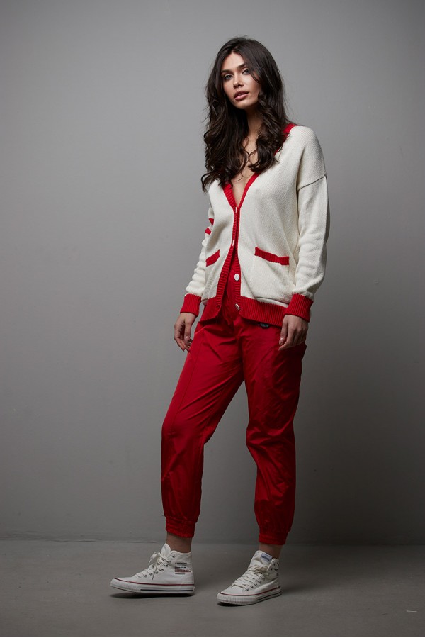 CHAQUETA LARGA PUNTO BEIGE...