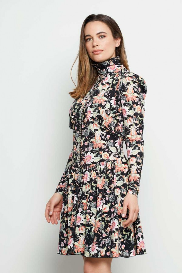 VESTIDO CORTO FAJÍN LICRA...