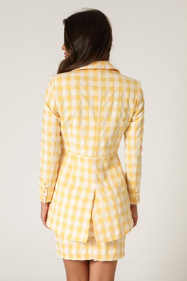 Falda corta estampado vichy amarillo. SS23 candelascloset